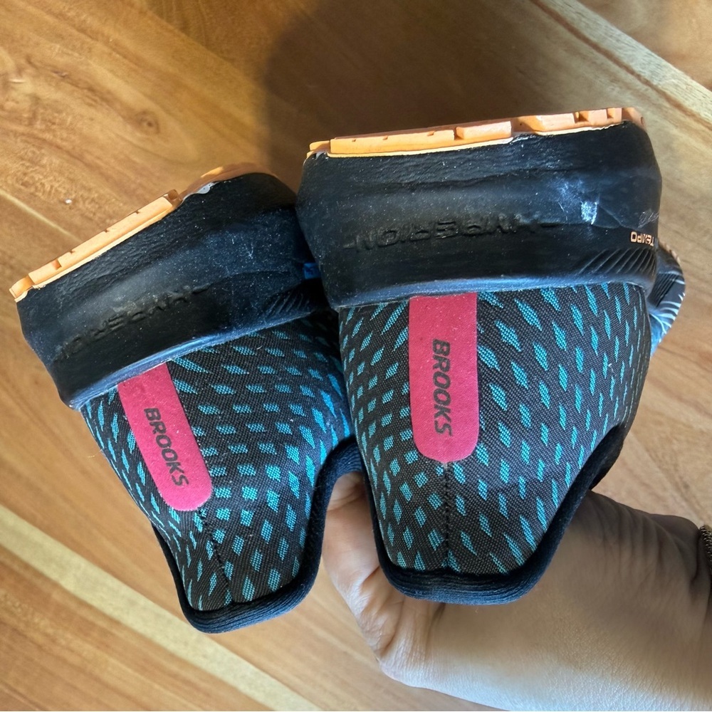 Brooks Black and Pink Athletic Shoes - Picture 5 of 7